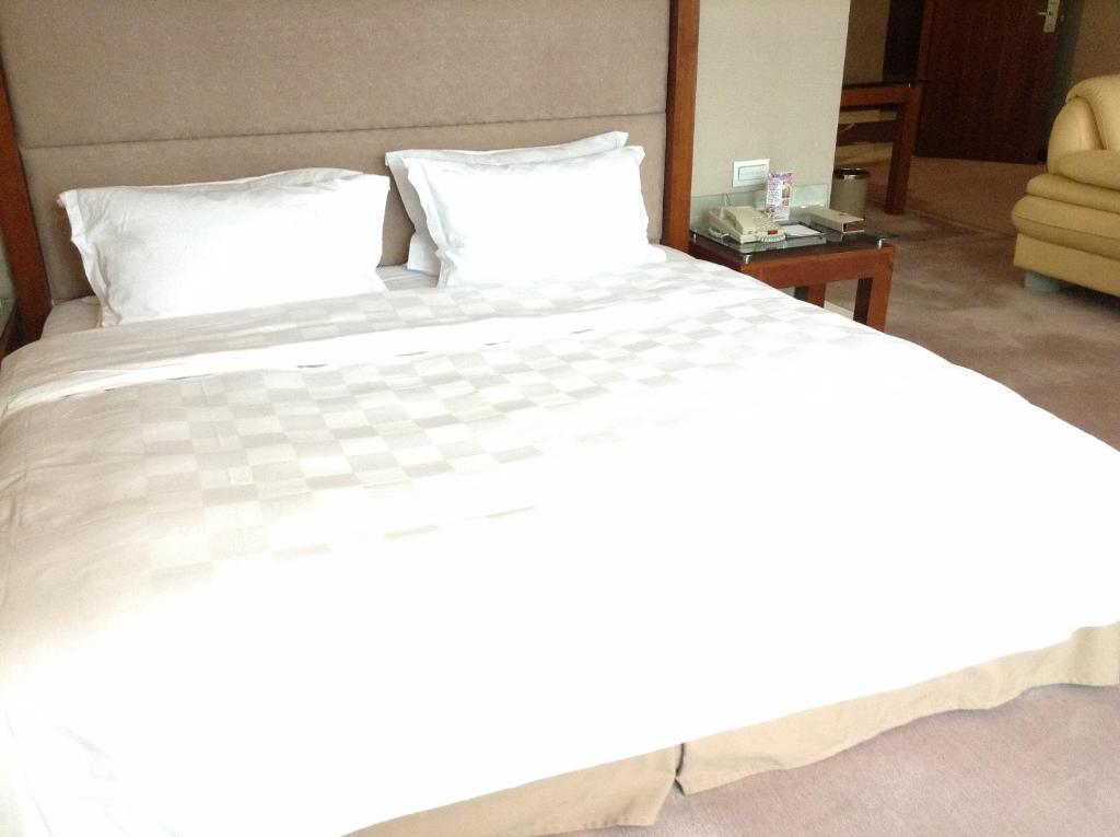 New Times Hotel Shenzhen Railway Station Esterno foto