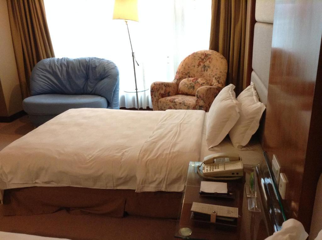 New Times Hotel Shenzhen Railway Station Esterno foto